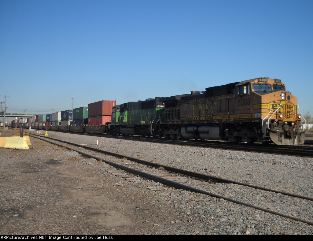 BNSF 5388 East